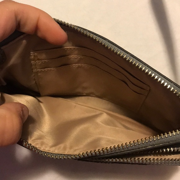 guess wallet - Picture 4 of 5